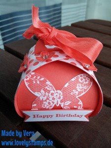 Curvy_Keepsake_Box_Birthday