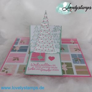 Weihnachtskarte mit Baum in Rosa