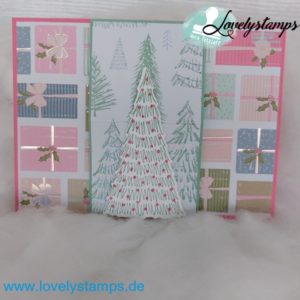 Weihnachtskarte mit Baum in Rosa